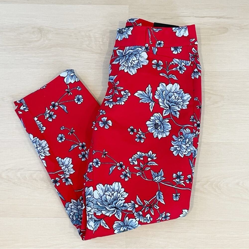 NEW Roz & Ali Floral Cropped Pants Red Blue Size 6 - Picture 3 of 14